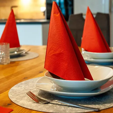 Apartment In With Mountain Views